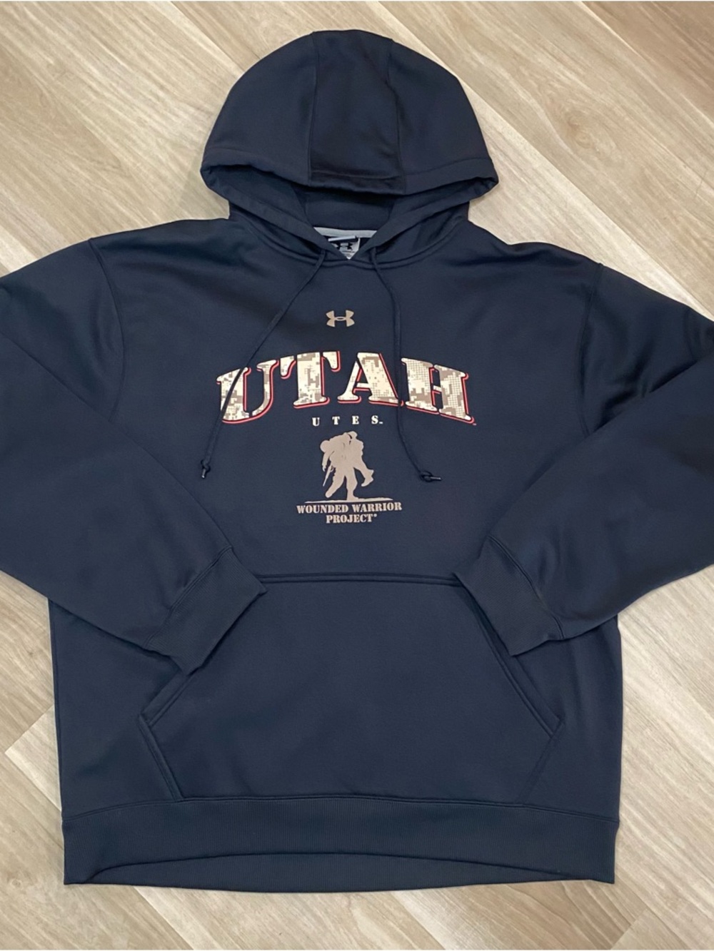 Under Armour Utah Utes Veterans Hoodie Mens XL